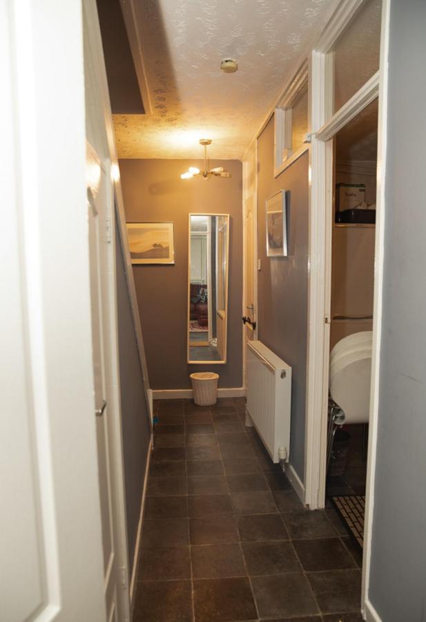 Stunning 2Nd Floor 2 Bedroom Massionette Apartment グラスゴー エクステリア 写真