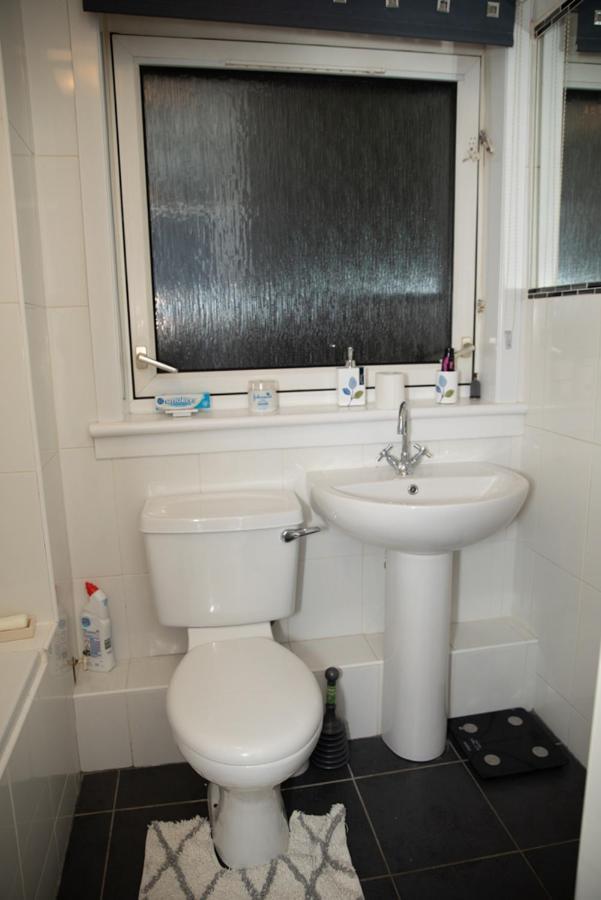 Stunning 2Nd Floor 2 Bedroom Massionette Apartment グラスゴー エクステリア 写真
